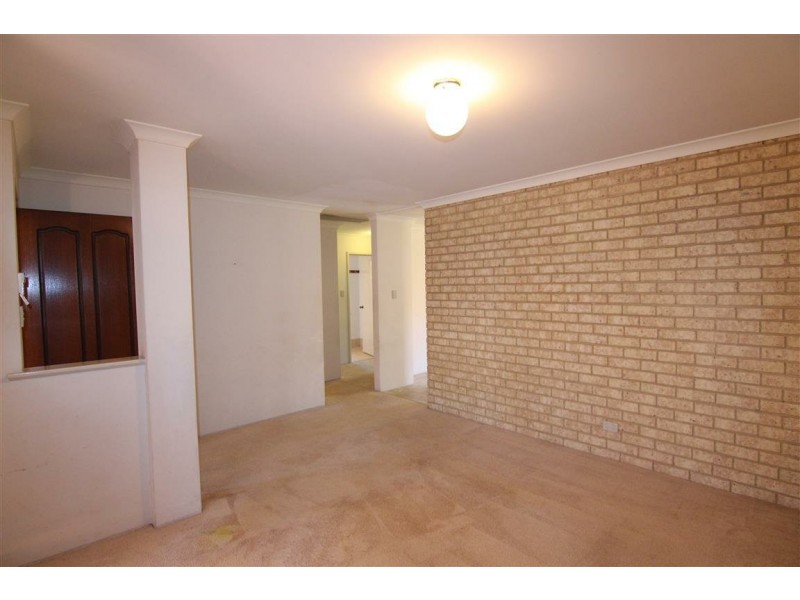 6/15 Summer Place, Thornlie WA 6108