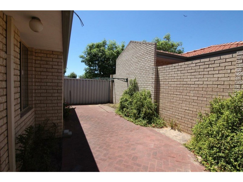 6/15 Summer Place, Thornlie WA 6108