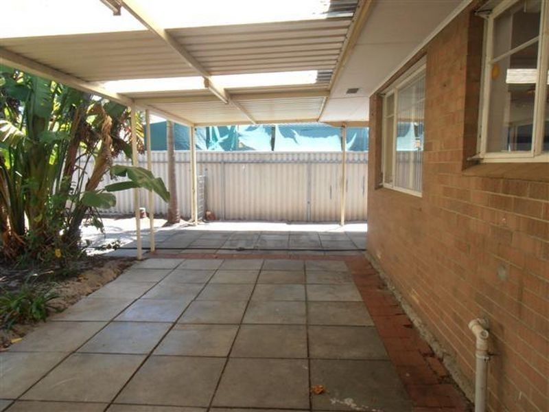 599 Metcalf Road, Lynwood WA 6147