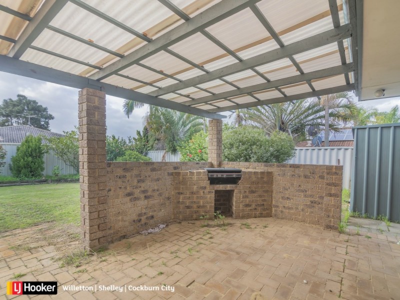 9 Bauera Glade, South Lake WA 6164