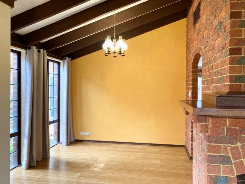 4 Magenta Place, Riverton WA 6148