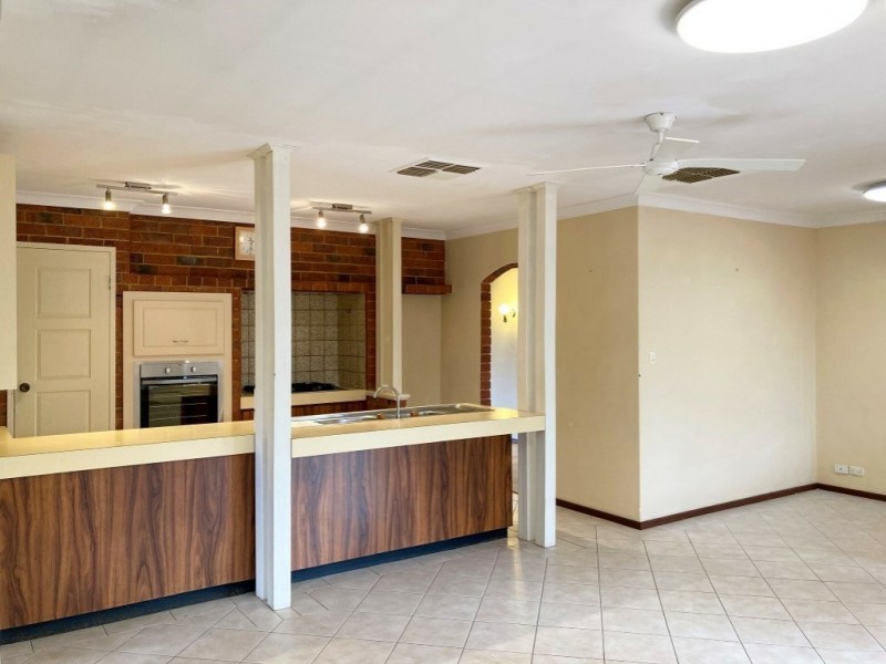 4 Magenta Place, Riverton WA 6148