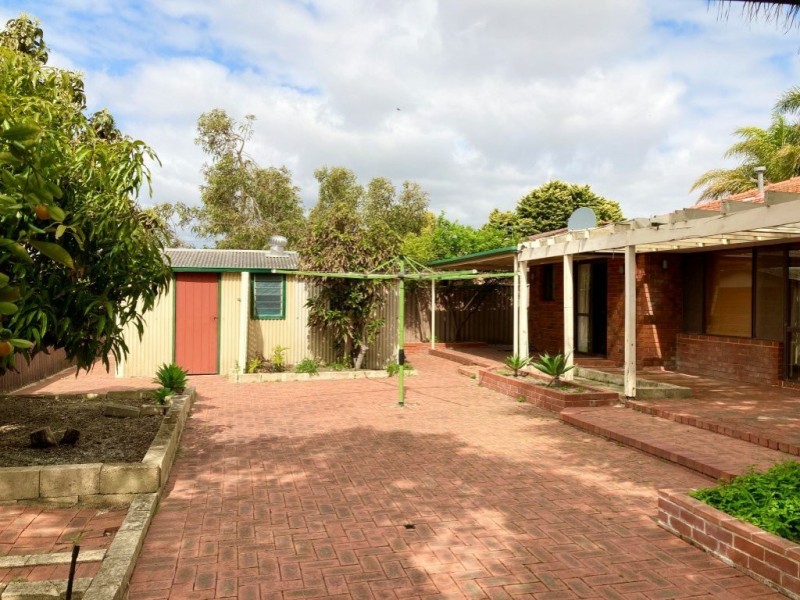 4 Magenta Place, Riverton WA 6148