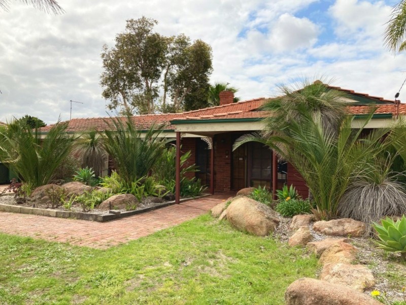 4 Magenta Place, Riverton WA 6148