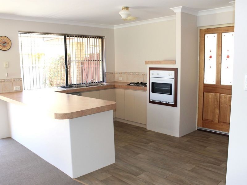 9 Bushlark Rise, Canning Vale WA 6155