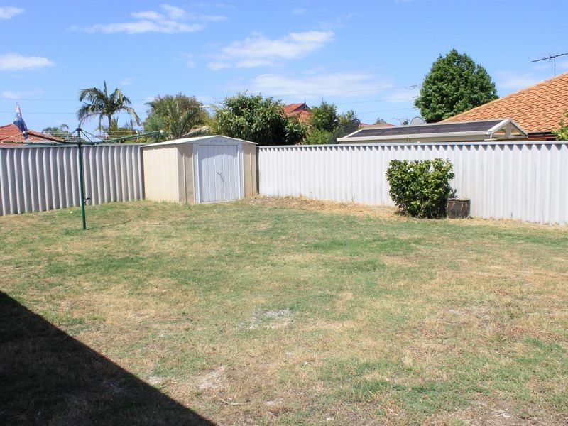9 Bushlark Rise, Canning Vale WA 6155