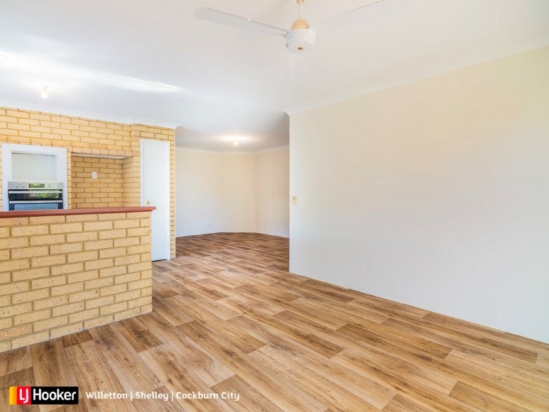 15 Barrington Street, Munster WA 6166