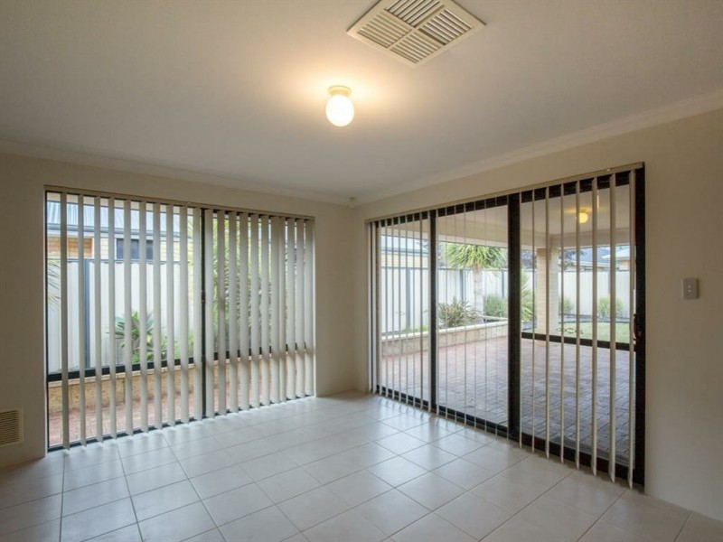 2 Wisely Court, Aubin Grove WA 6164