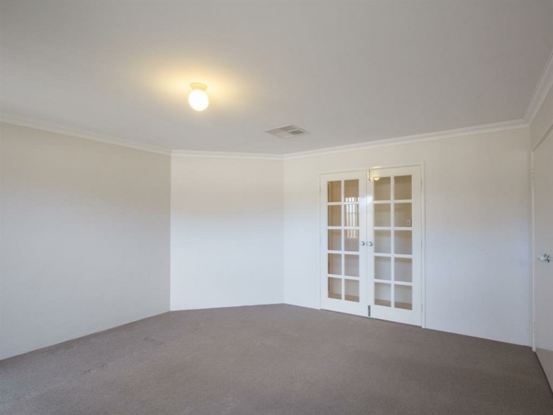 2 Wisely Court, Aubin Grove WA 6164