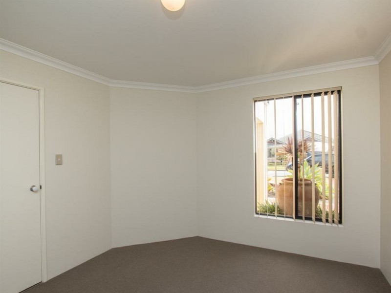 2 Wisely Court, Aubin Grove WA 6164