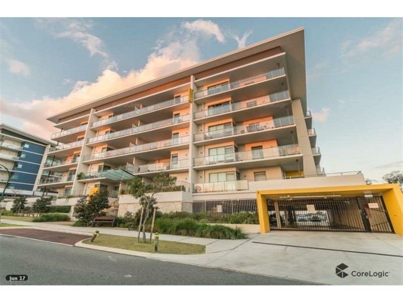 401/25 Malata Crescent, Success WA 6164
