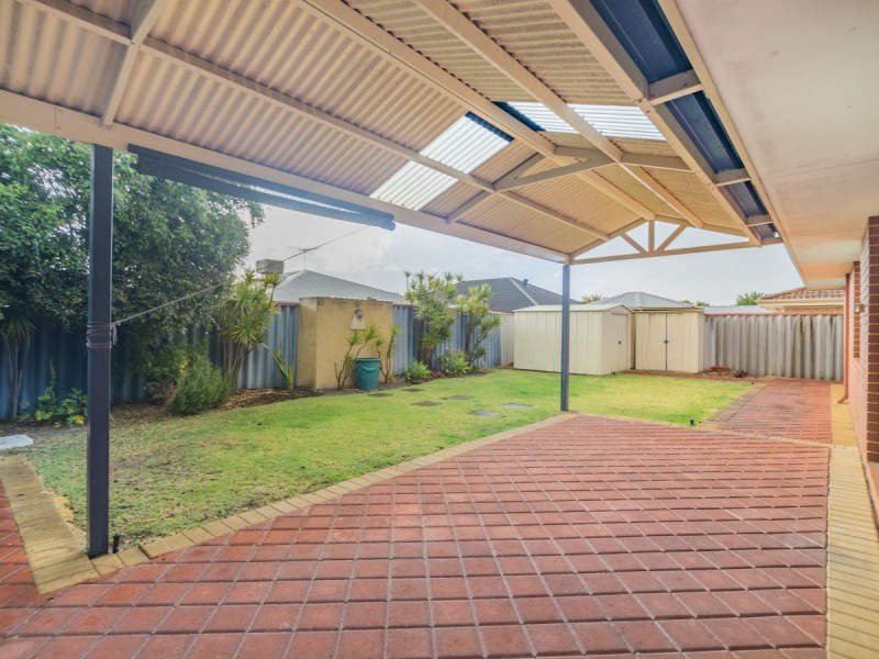 10 Driftwood Court, Thornlie WA 6108