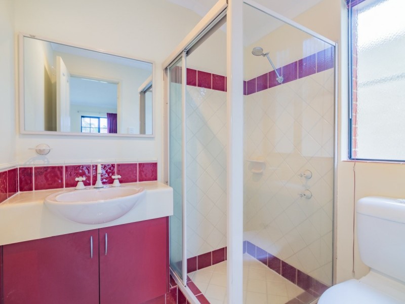 10 Driftwood Court, Thornlie WA 6108