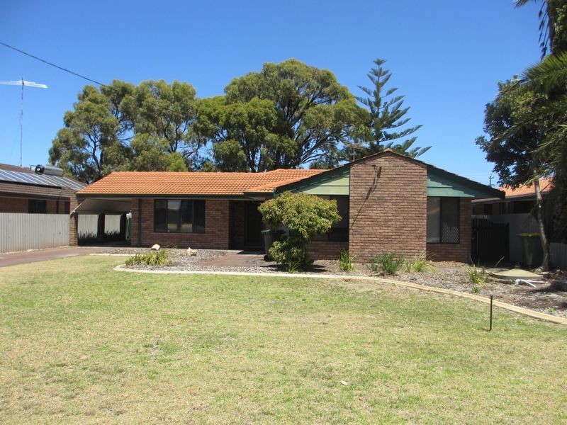 7 Cowan Place, Safety Bay WA 6169