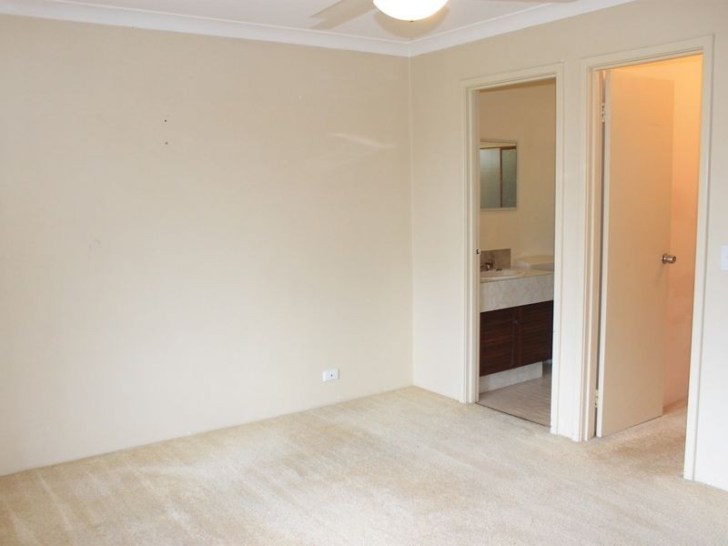 7 Cowan Place, Safety Bay WA 6169