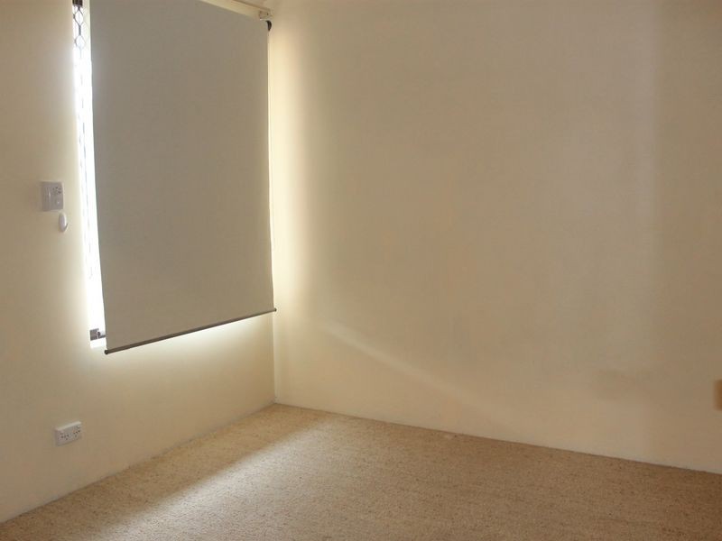 7 Cowan Place, Safety Bay WA 6169