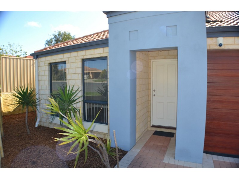 4 Penola Court, Clarkson WA 6030