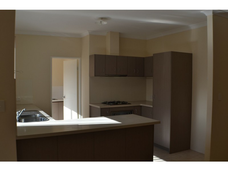 4 Penola Court, Clarkson WA 6030