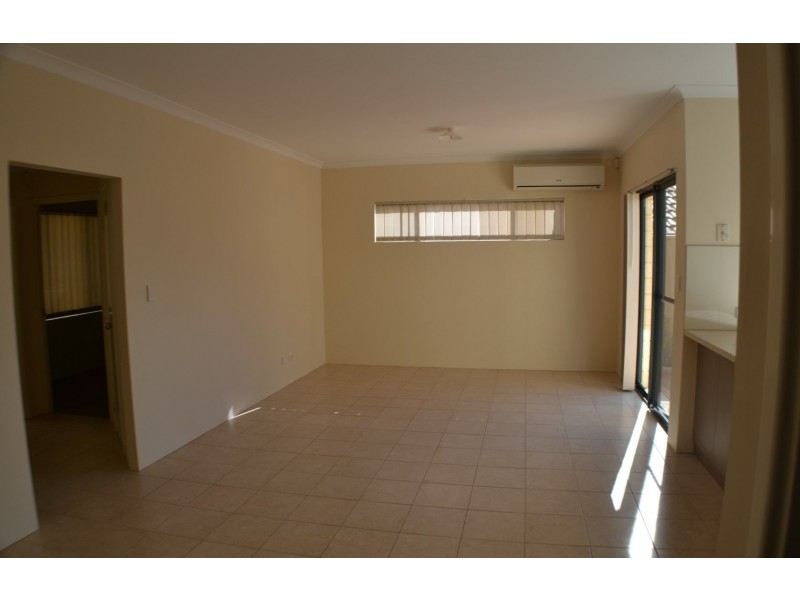 4 Penola Court, Clarkson WA 6030
