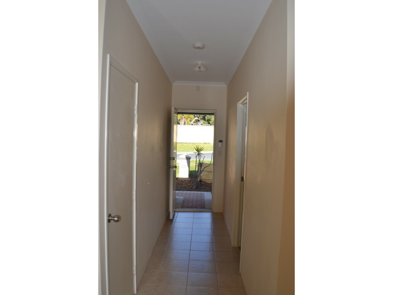 4 Penola Court, Clarkson WA 6030