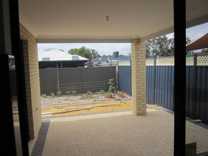 6A Yeeda Street, Riverton WA 6148