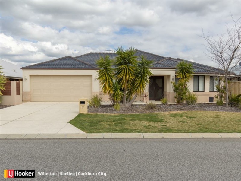 17 Halcyon Way, Atwell WA 6164