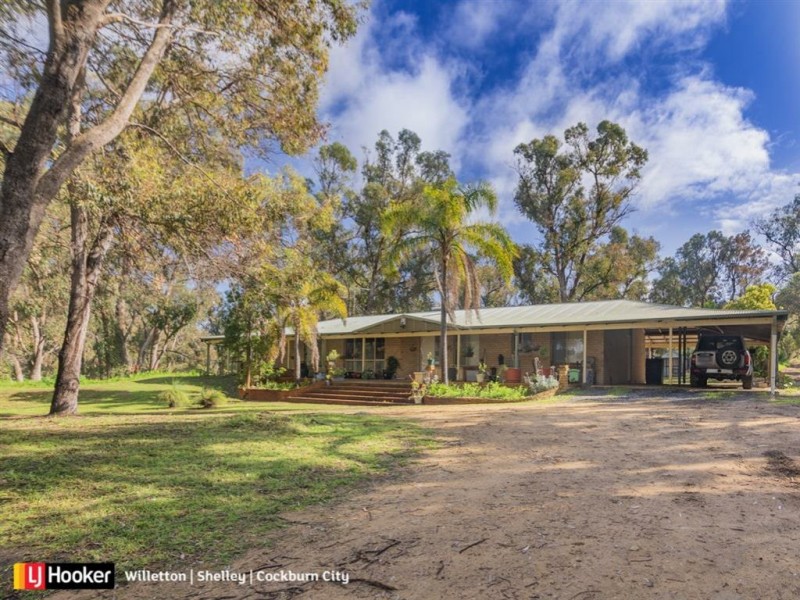 206 Wattleup Road, Wattleup WA 6166