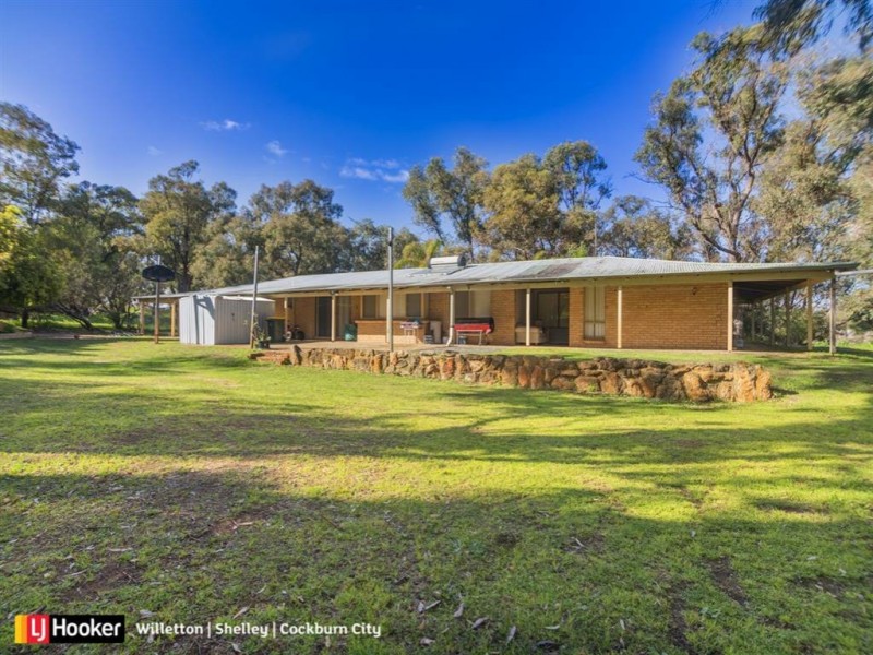 206 Wattleup Road, Wattleup WA 6166