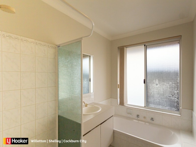 17 Brushbox Way, Huntingdale WA 6110