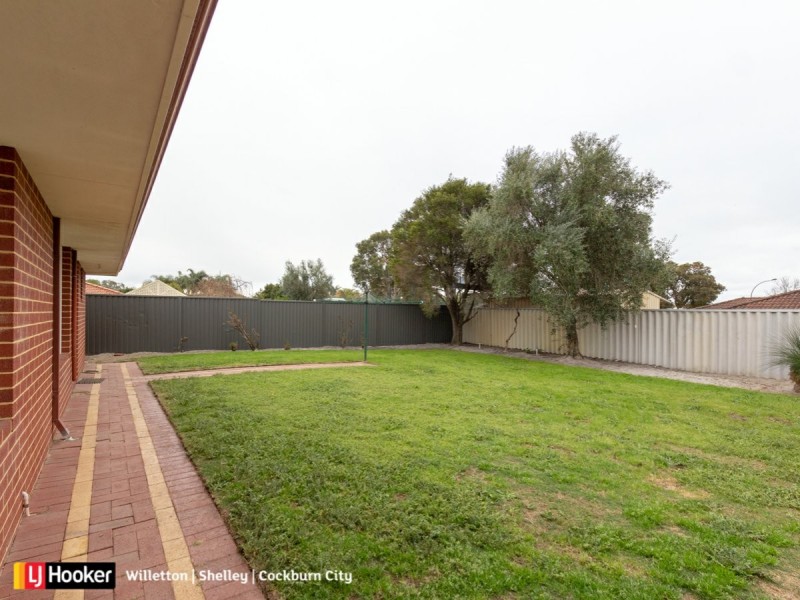 17 Brushbox Way, Huntingdale WA 6110