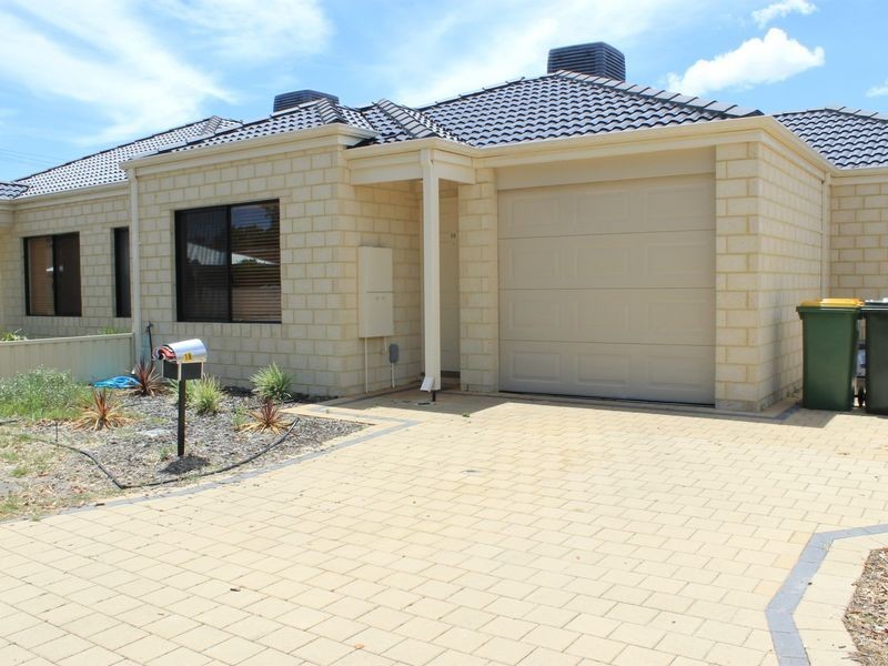 18 Edward Street, Queens Park WA 6107