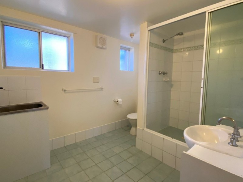 2/5 Doherty Road, Coolbellup WA 6163