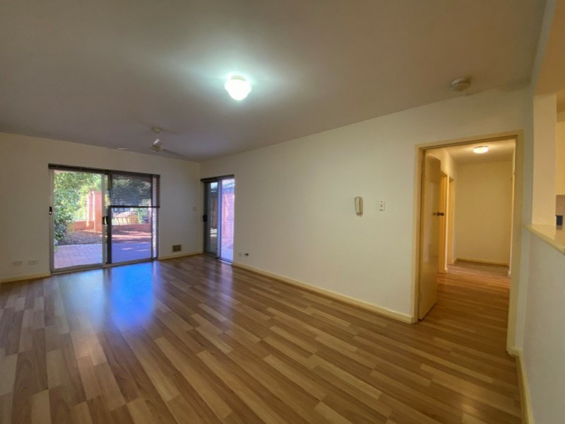 2/5 Doherty Road, Coolbellup WA 6163