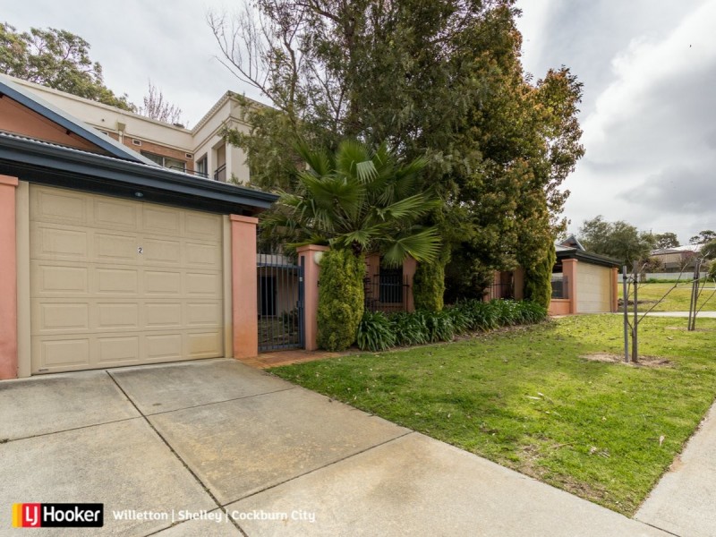 2/5 Doherty Road, Coolbellup WA 6163