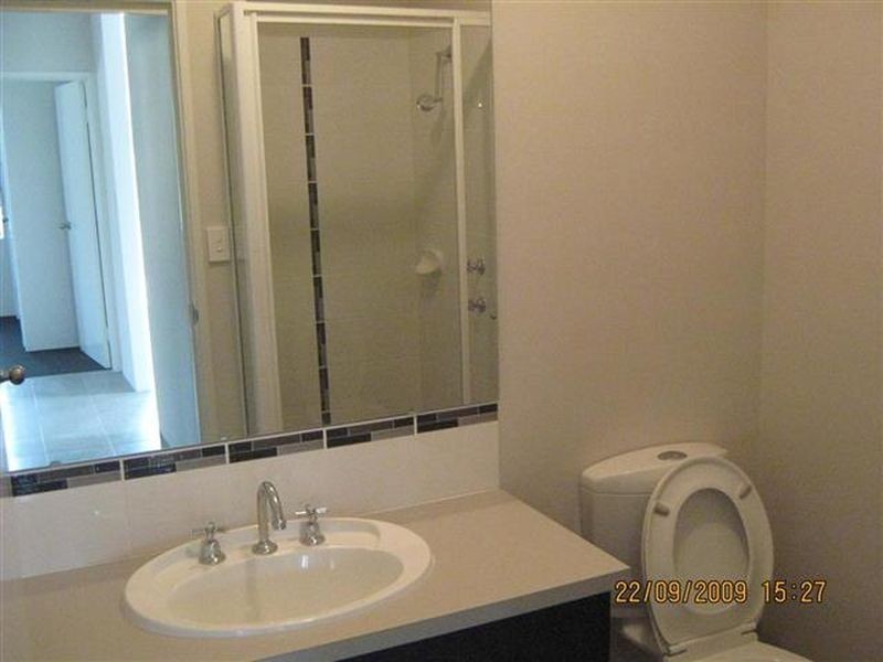 6b Messenger Street, Kelmscott WA 6111