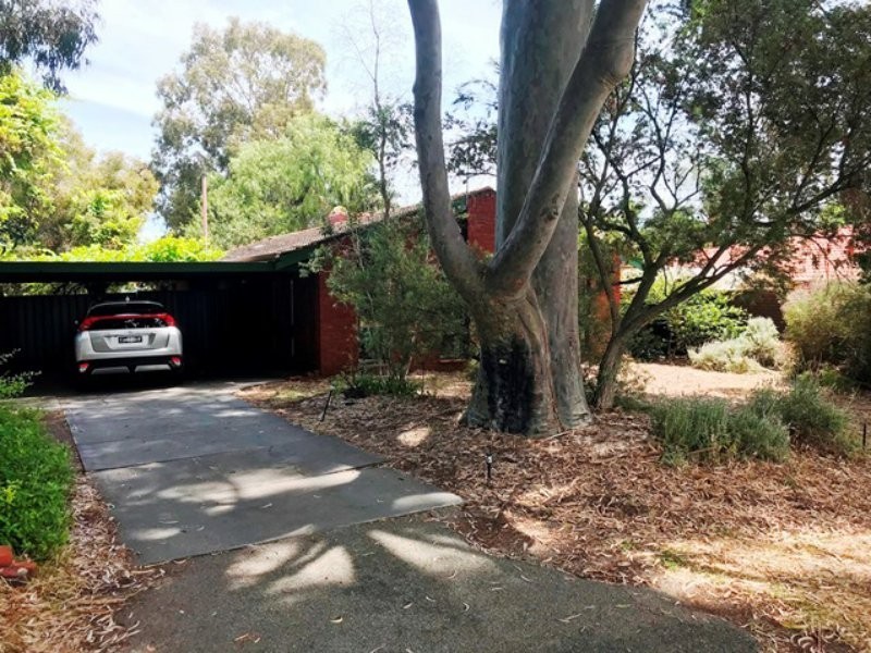 3 Fourth Avenue, Rossmoyne WA 6148