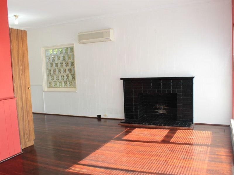 8a Veronica Street, Riverton WA 6148