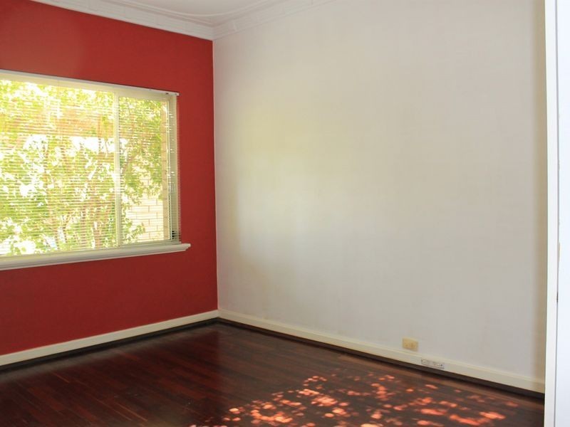 8a Veronica Street, Riverton WA 6148