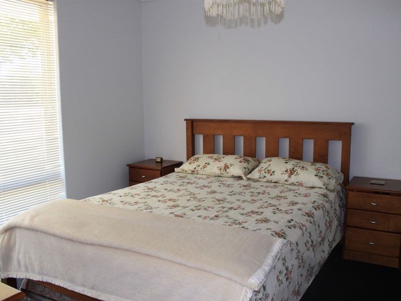 8 Crab Tree Mews, O’connor WA 6163