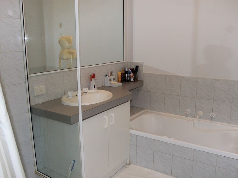 8 Crab Tree Mews, O’connor WA 6163