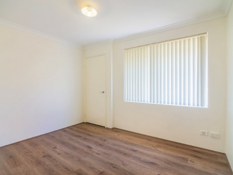 9 Posey Lane, Success WA 6164