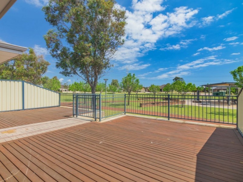 9 Posey Lane, Success WA 6164