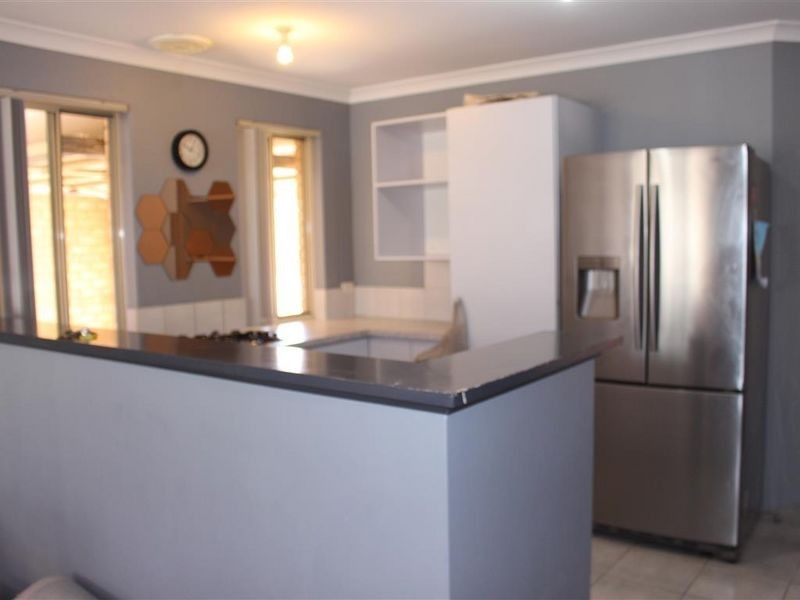 3/156 High Road, Riverton WA 6148