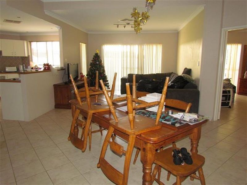 13 Banda Boulevard, Canning Vale WA 6155