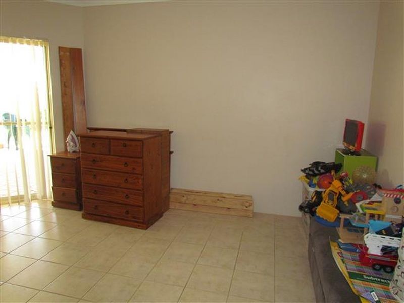 13 Banda Boulevard, Canning Vale WA 6155