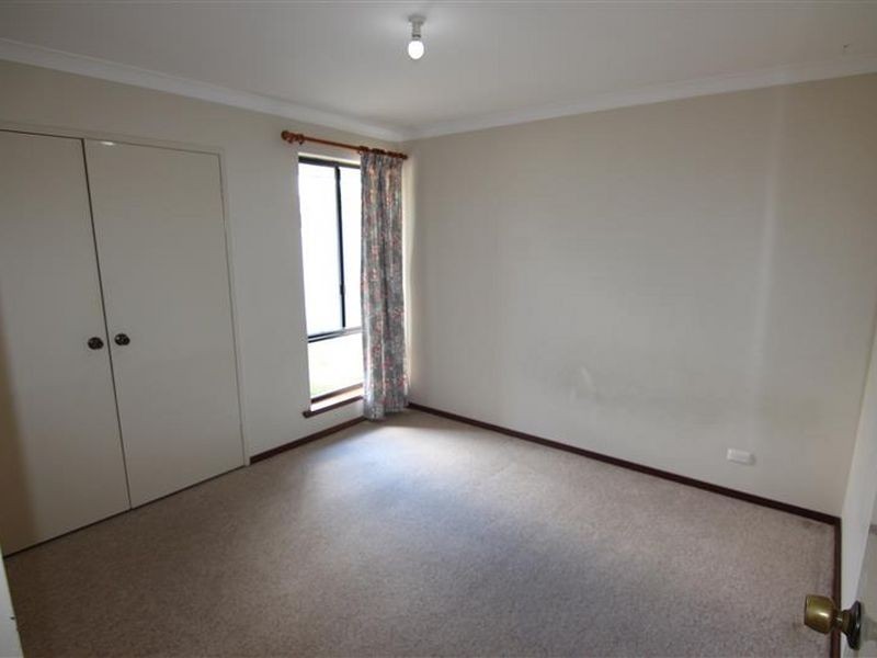 18b Doomben Court, Willetton WA 6155