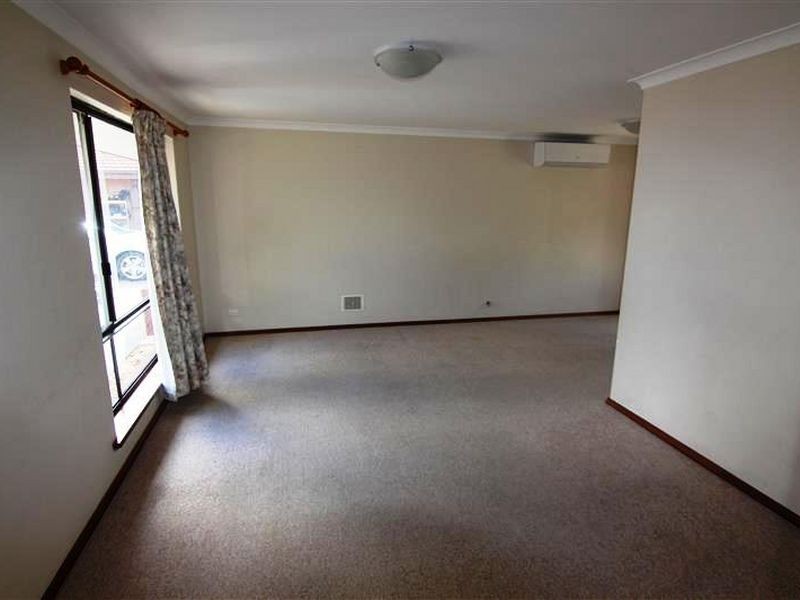 18b Doomben Court, Willetton WA 6155