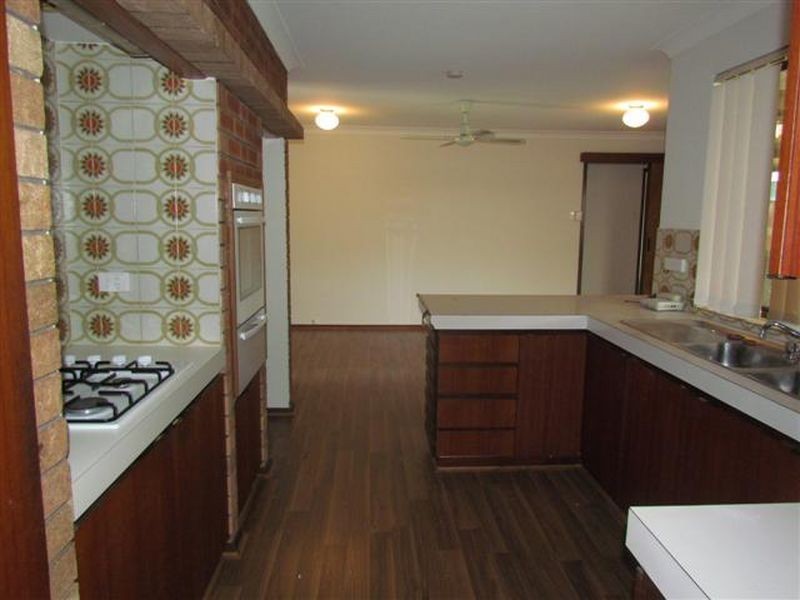 160 Parry Avenue, Bull Creek WA 6149