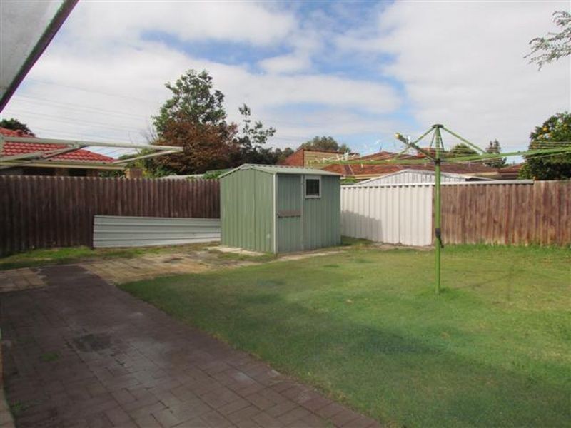 160 Parry Avenue, Bull Creek WA 6149