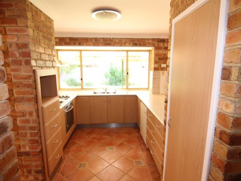 15 Chapparal Crescent, Willetton WA 6155